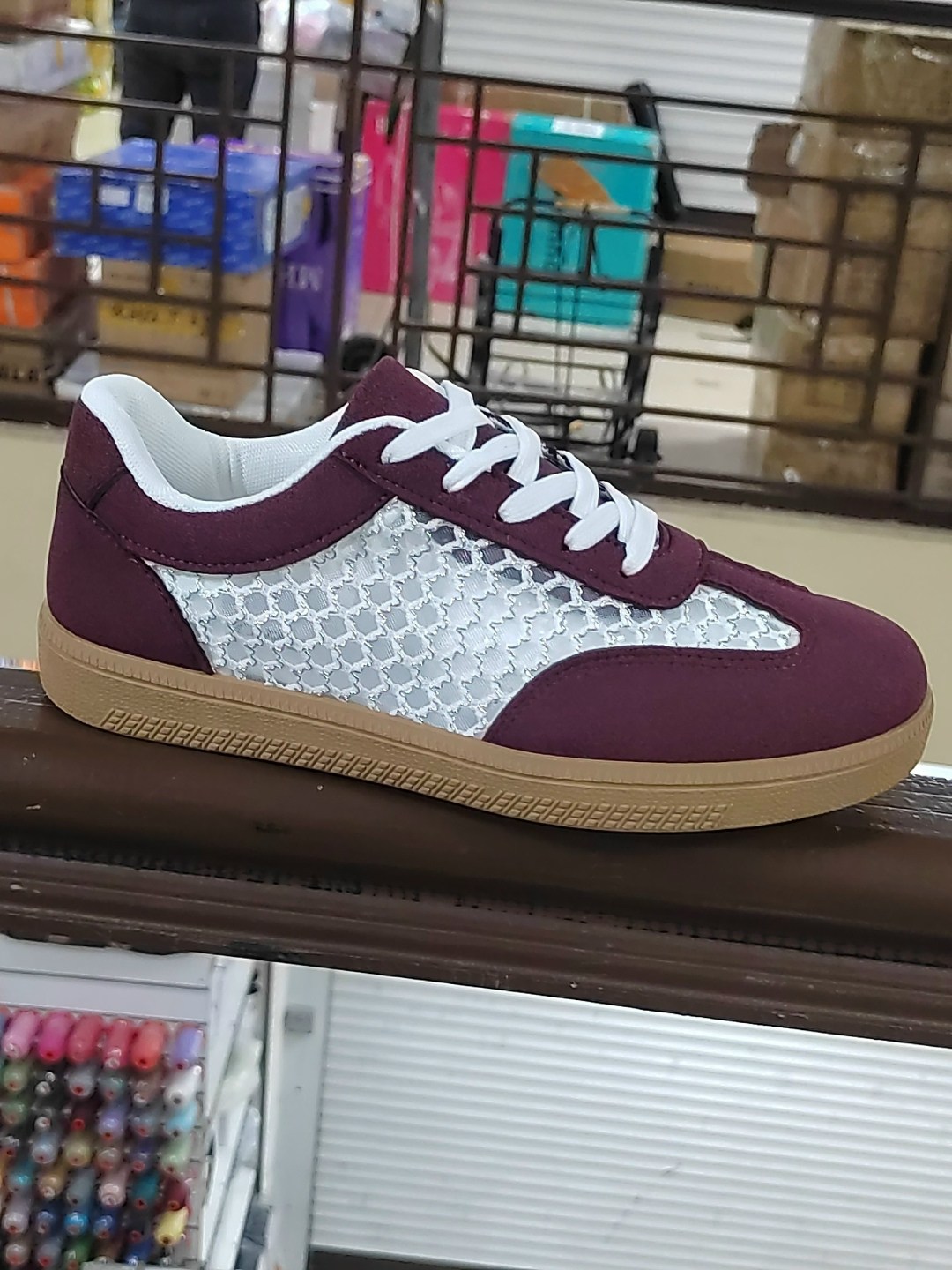 ,кроссовки женскиe,кроссовки бордовые,спортивная ,повседневные кроссовки