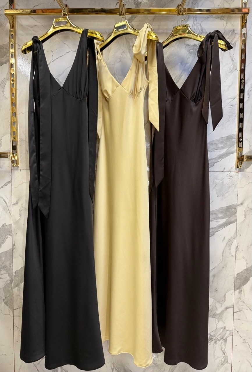 платье-комбинация,платье на бретельках,платье на бретелях,атласное платье,платье