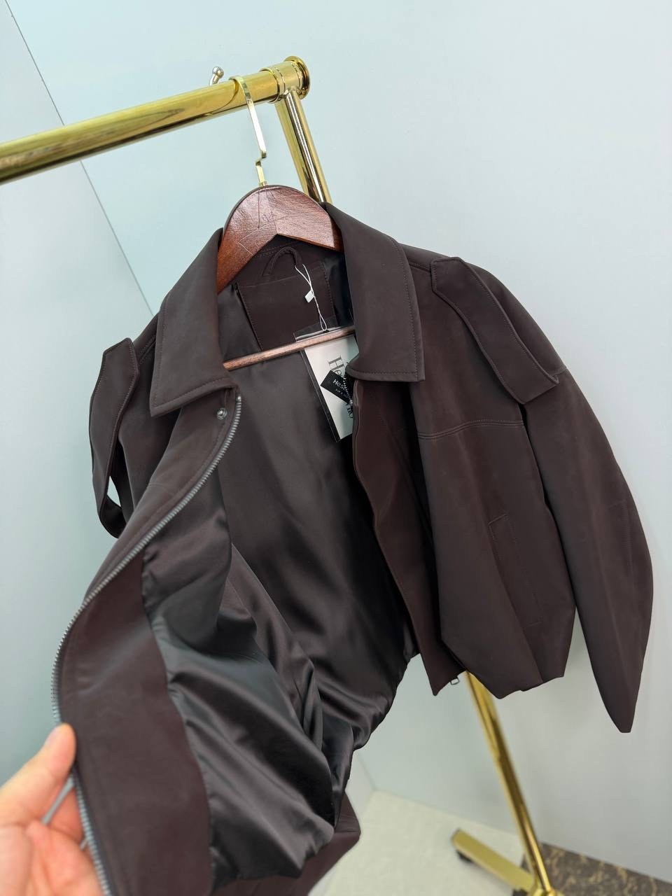 куртка замшевая бомбер оверсайз lancy,куртка замшевая бомбер оверсайз,куртка замшевая бомбер оверсайз lancy оливковый,куртка бомбер оверсайз из замши m.wish 453276404,модная куртка