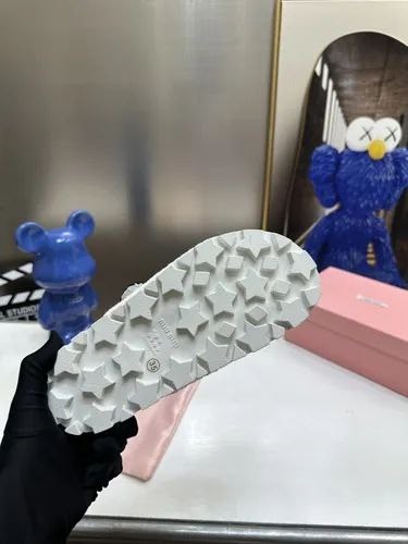 сандалии женские,шлепанцы женские,тапочки модные,модные сандалии,сандалии