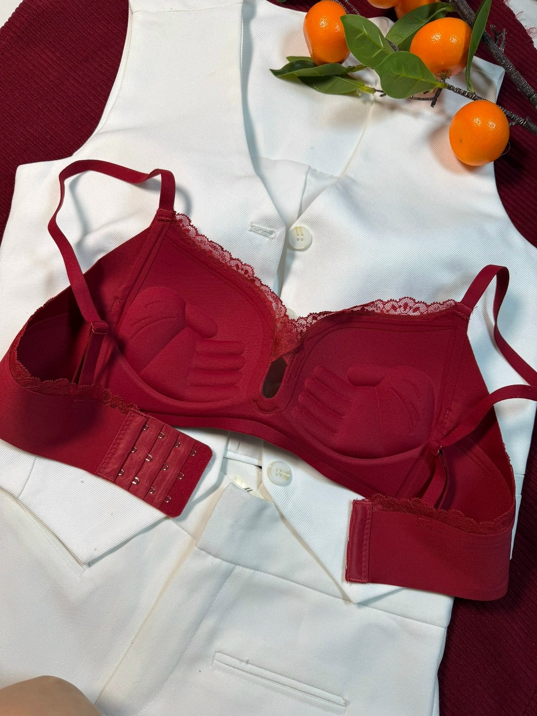 бюстгальтер,бесшовные бюстгальтеры,бюстгальтер нижнее белье,бюстгальтер женские,комплект с бюстгальтером