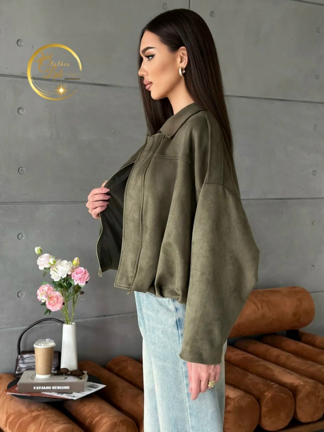 куртка бомбер укороченная оверсайз эко замшевая nonstóp with me,куртка замшевая бомбер оверсайз lancy,куртка бомбер оверсайз из замши m.wish 453276404,куртка-бомбер из искусственной замши zarina,куртк