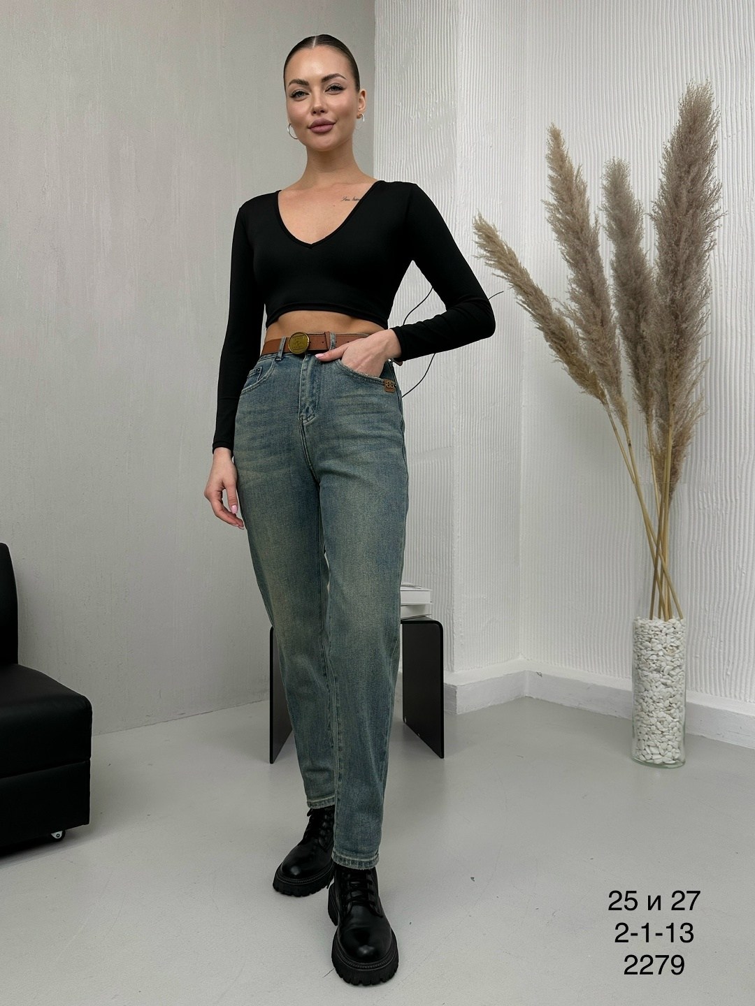 женские джинсы клеш,джинсы женские,джинсы,джинсы стильные,модные джинсы
