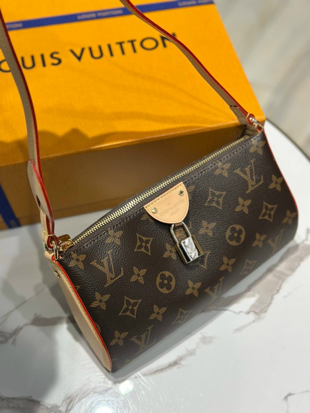 louis vuitton сумка на плечо кросс-боди,сумка женская louis vuitton,сумкa louis vuitton,сумка луи виттон,louis vuitton pochette