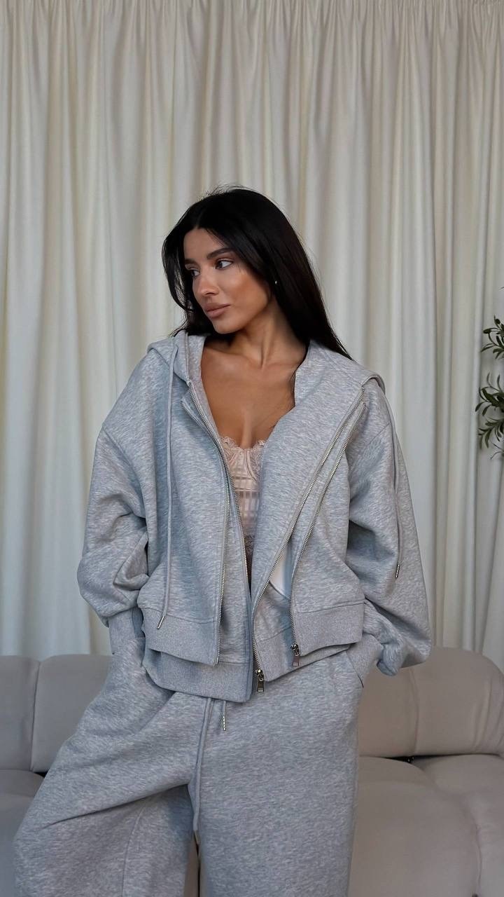 бежевый костюм,брючный костюм,костюм женский,спортивный костюм,спортивный костюм бежевый