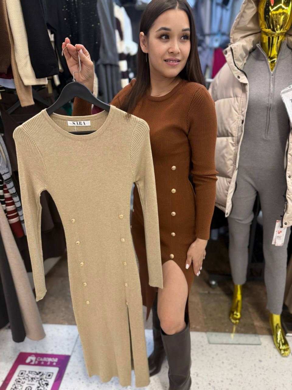 платье,платье лапша,трикотажное платье,вязаное платье,платье с пуговицами