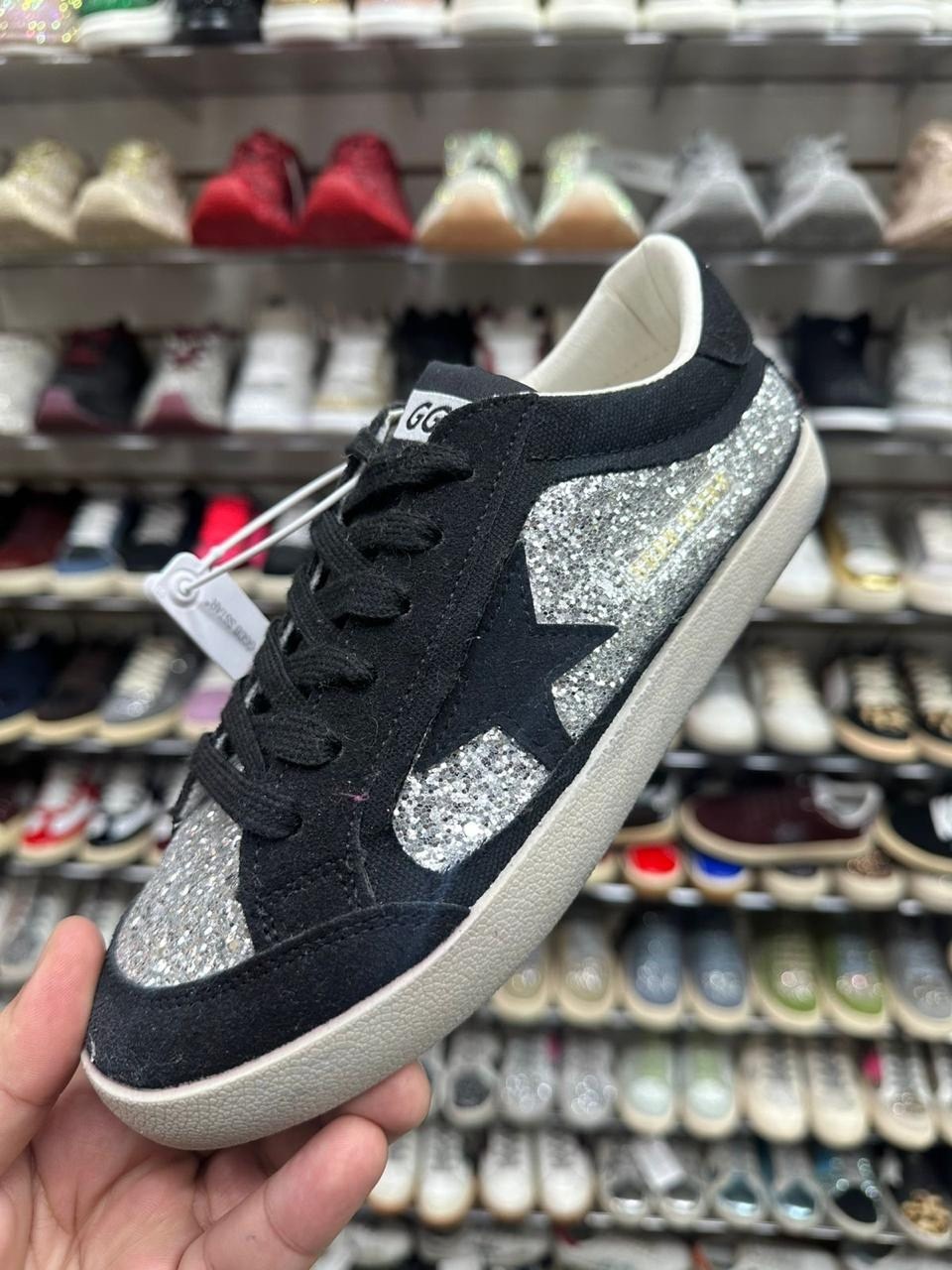 golden goose кеды super-star с блестками серебристый,кеды golden goose женские,,голден гус кеды блестящие,golden goose кеды