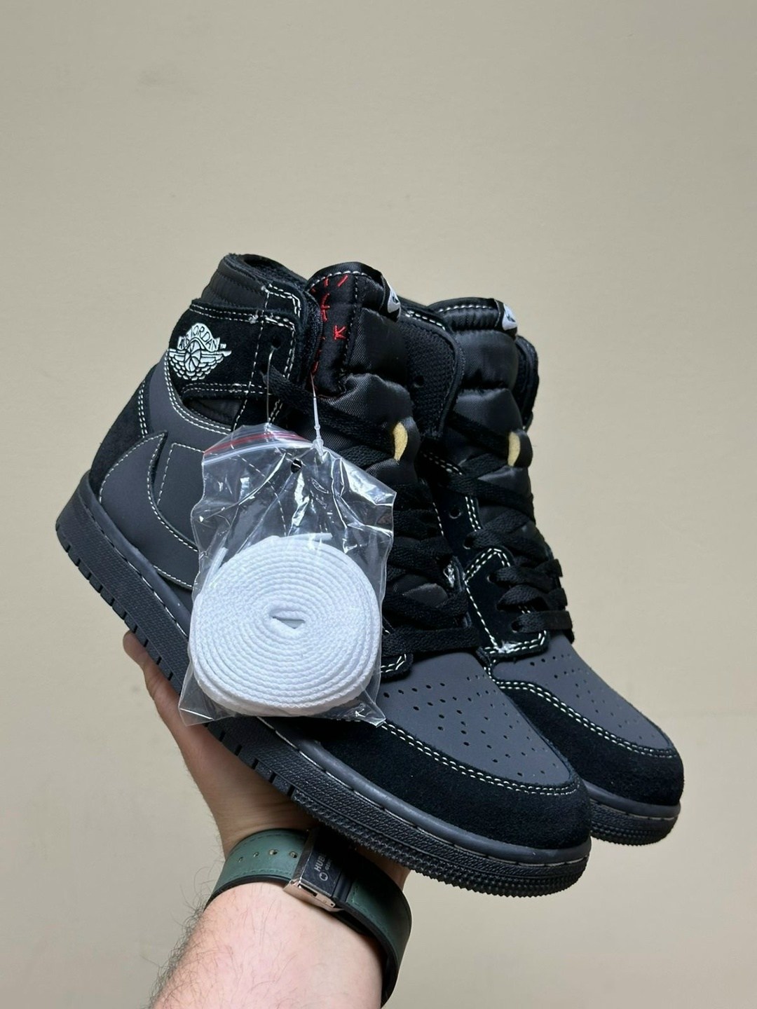 кроссовки nike travis scott x air jordan 1 high black phantom,jordan 1 travis scott black phantom,travis scott x air jordan 1 low black phantom,travis scott x air jordan 1 low og “black phantom”,nike