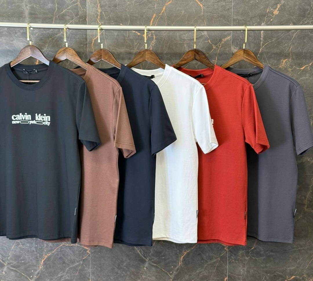 брендовая мужская футболка calvin klein,футболки мужские,футболка calvin klein бежевая,хлопковая футболка calvin klein,футболки для мужчин