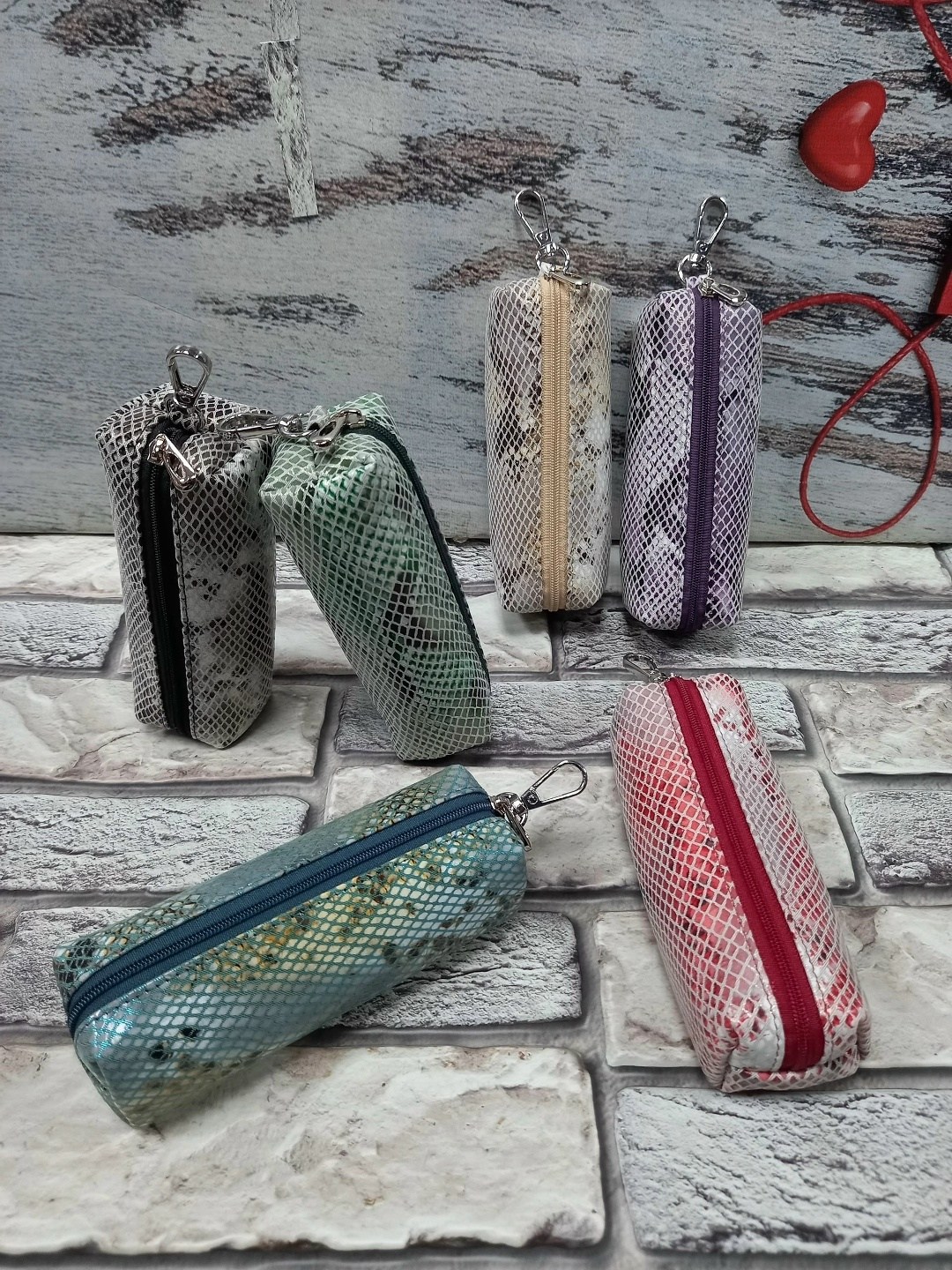 ключница кожаная,ключница на молнии,ключница,ключница из кожи,ключница под змеиную кожу