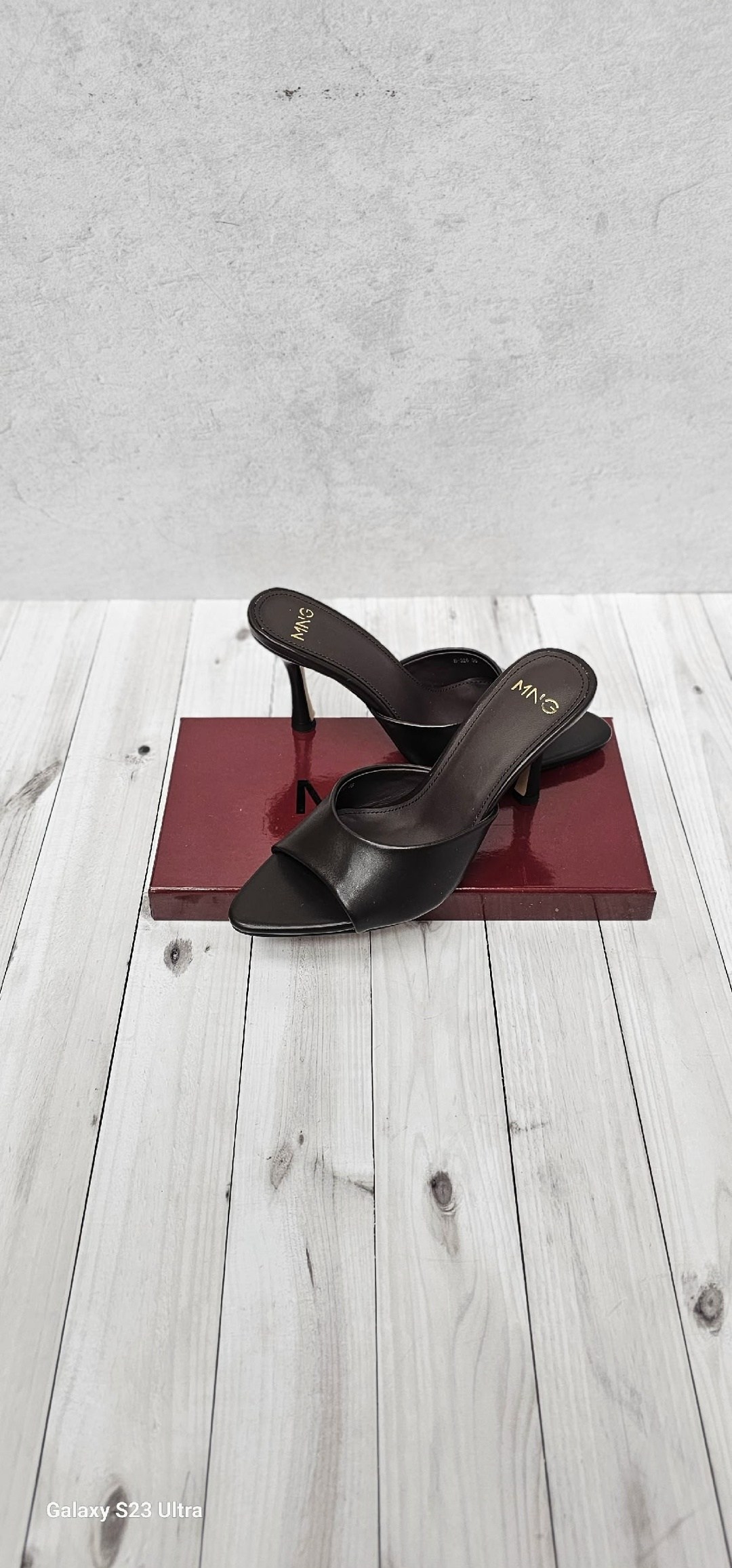 ,модные босоножки,каблуки туфли,шлепанцы на каблуке,женские босоножки