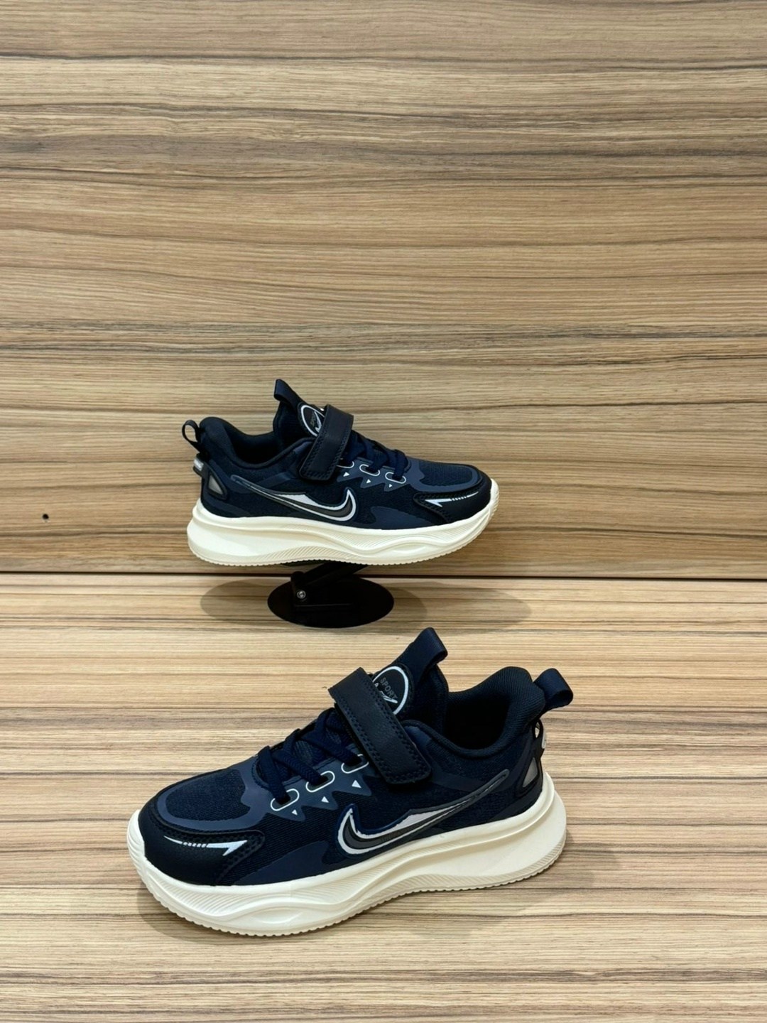 ,детские кроссовки,кроссовка детская,кроссовка,черные кроссовки