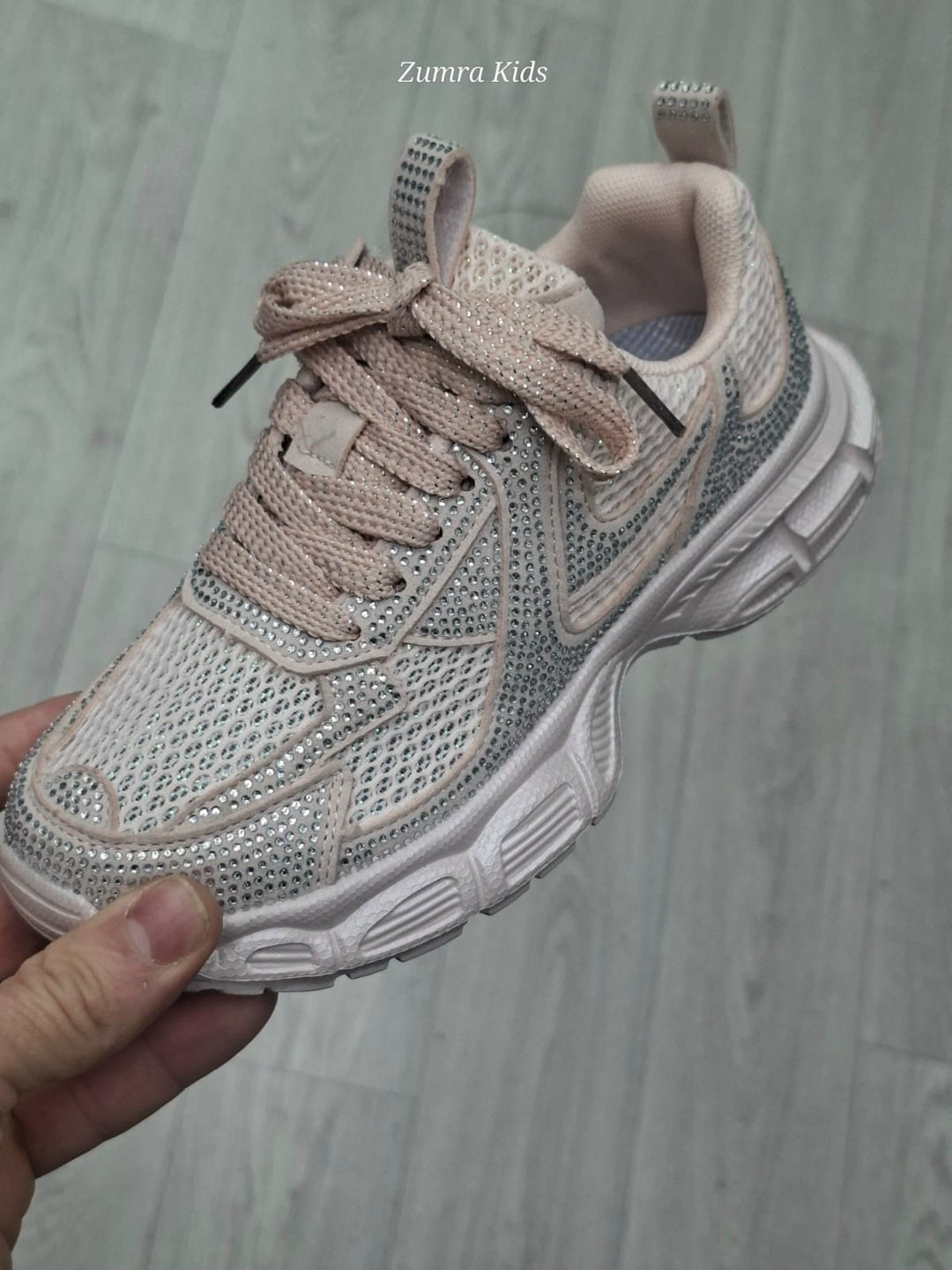 кроссовки,кроссовки женские,кроссовка,кроссовки модные,повседневные кроссовки