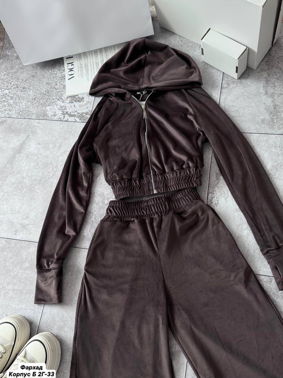 спортивный велюровый костюм,костюм велюровый,велюровый костюм женский,велюровый спортивный костюм женски,велюровый прогулочный костюм