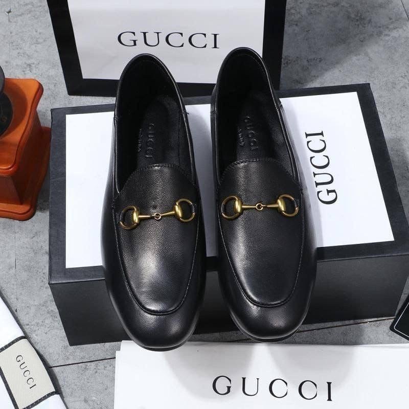 туфли женские gucci brixton premium a108106 черные,лоферы гуччи женские,лоферы гуччи женские оригинал,лоферы gucci horsebit из кожи brixton premium,лоферы gucci