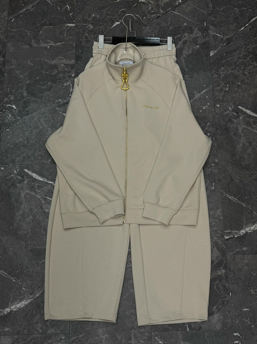 костюм спортивный,костюм спортивный женский,женский костюм,женские костюмы на флисе,костюм трикотажный