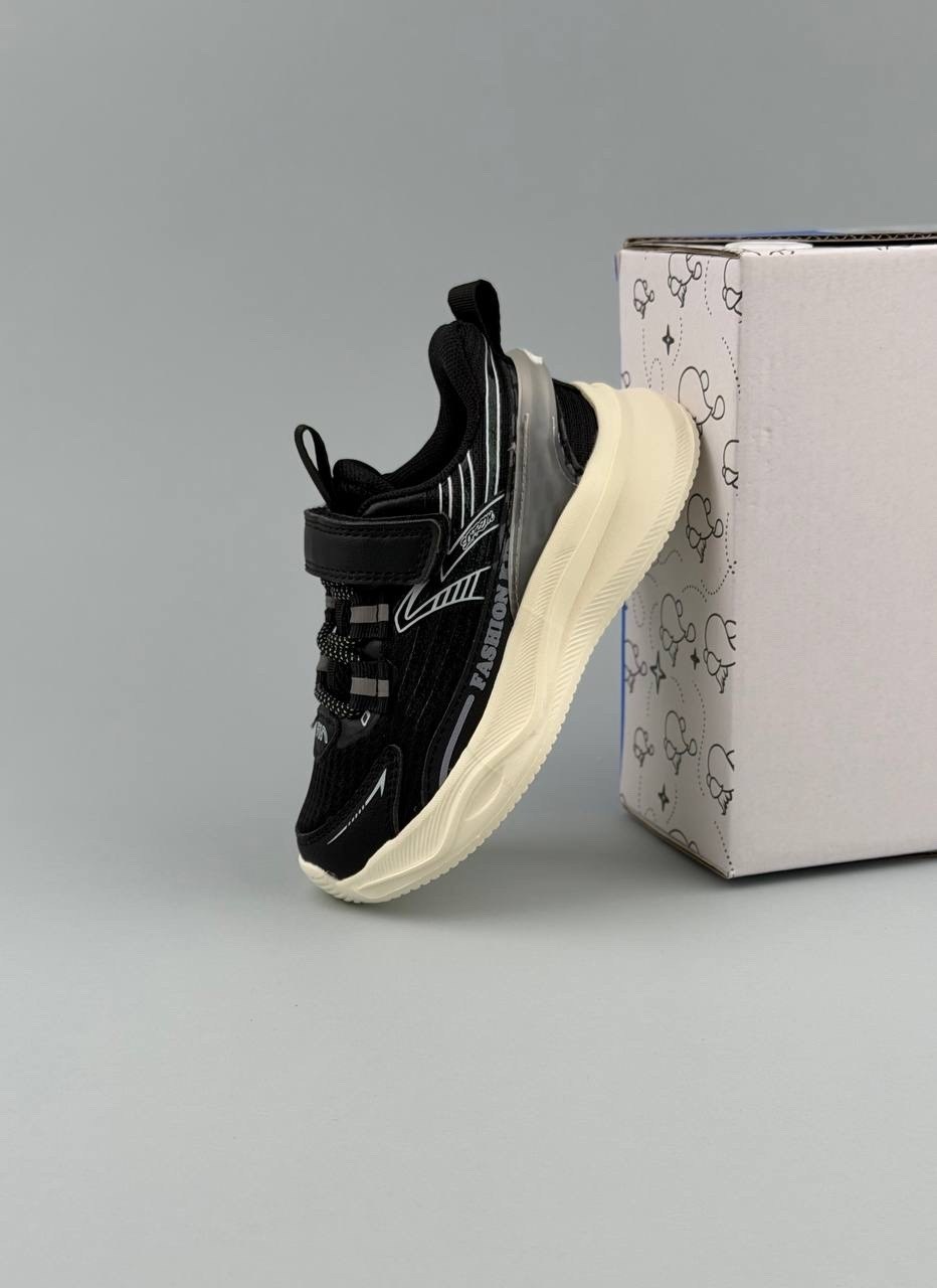 кроссовки,детские кроссовки,кроссовки мальчику,спортивная ,повседневные кроссовки