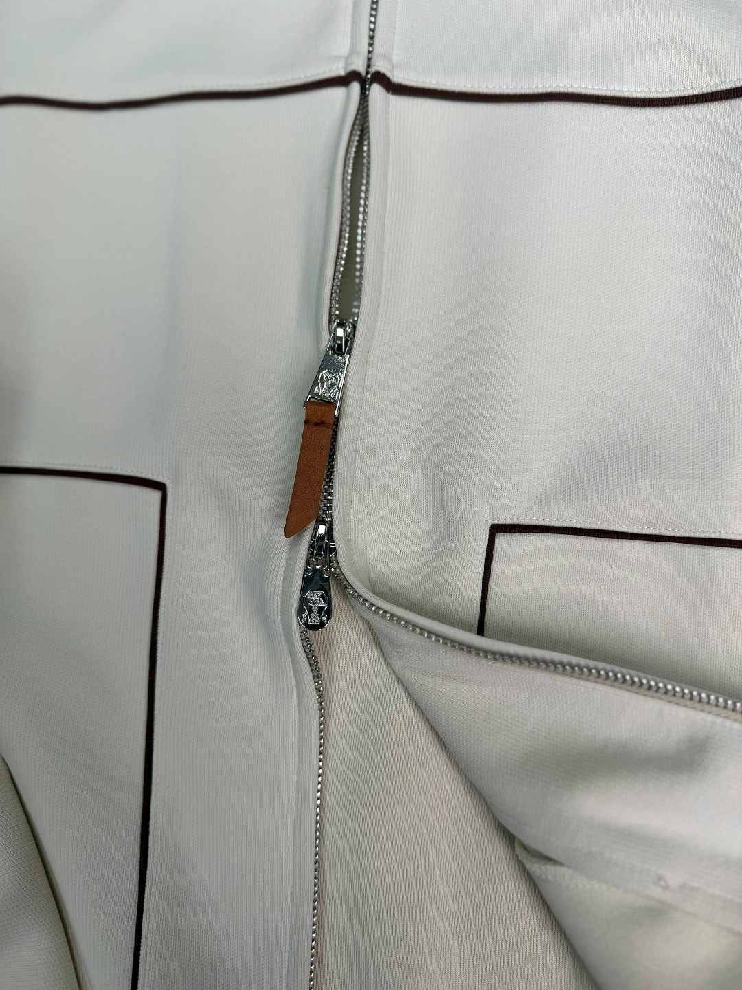 спортивный костюм brunello cucinelli,костюм спортивный,brunello cucinelli костюм,мужской спортивный костюм