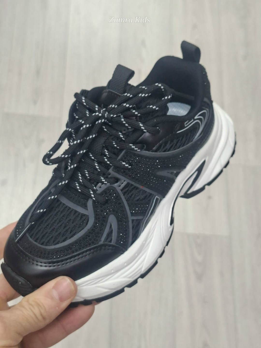 кроссовки,кроссовки женскиe,детские кроссовки,кроссовка,повседневные кроссовки