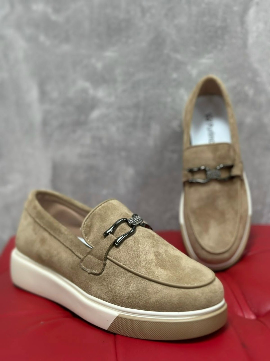 лоферы loro piana женские,лоферы loro piana,лоферы из натуральной замши loro piana,лоро пиано лоферы,бежевые лоферы