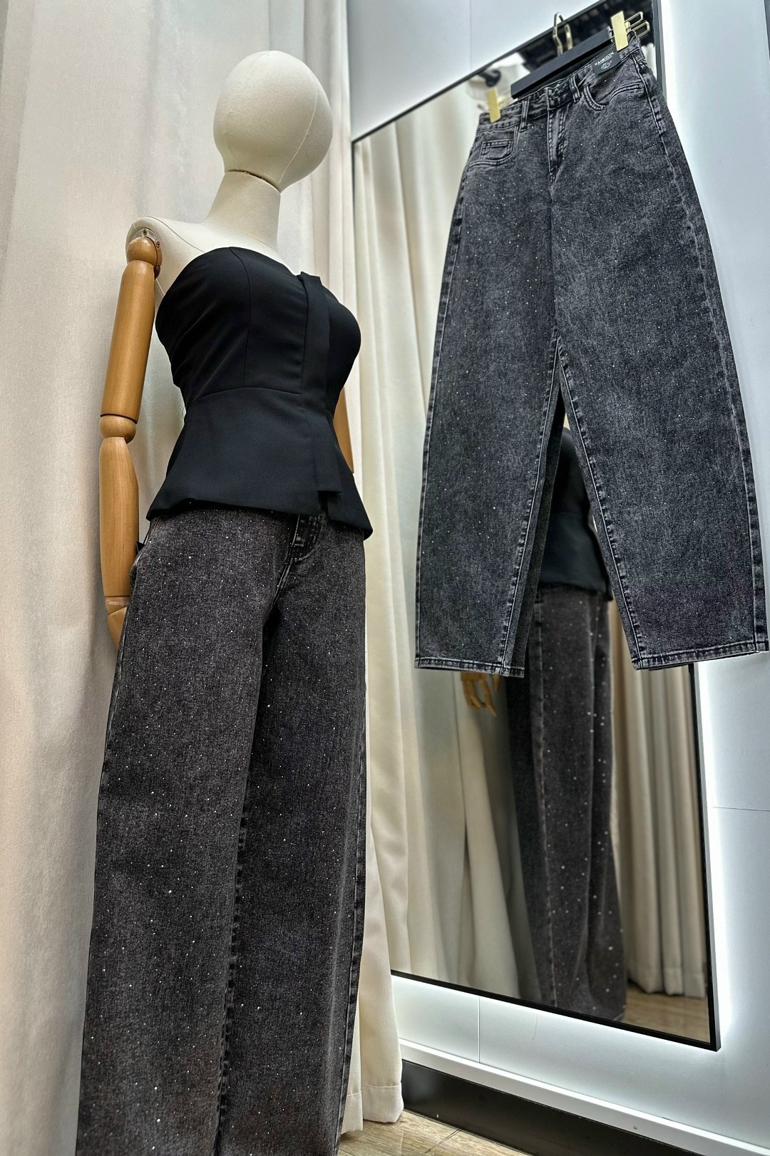 джинсы мода и стиль,джинсы клеш образы,джинсы женские,джинсы