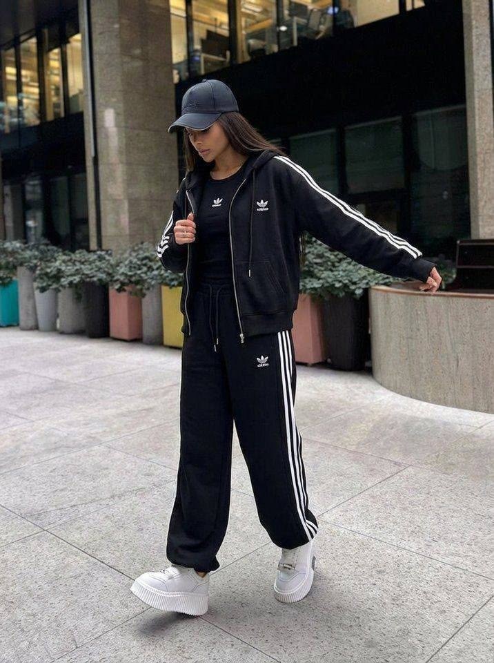 костюм спортивный женский adidas,спортивный костюм женский адидас,адидас костюм женский,трикотажные костюмы,спортивный костюм женский