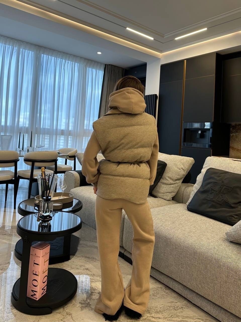 спортивный костюм тёплый,костюм спортивный женский,теплый костюм на флисе,женский спортивный костюм с капюшоном,спортивный костюм бежевый женский