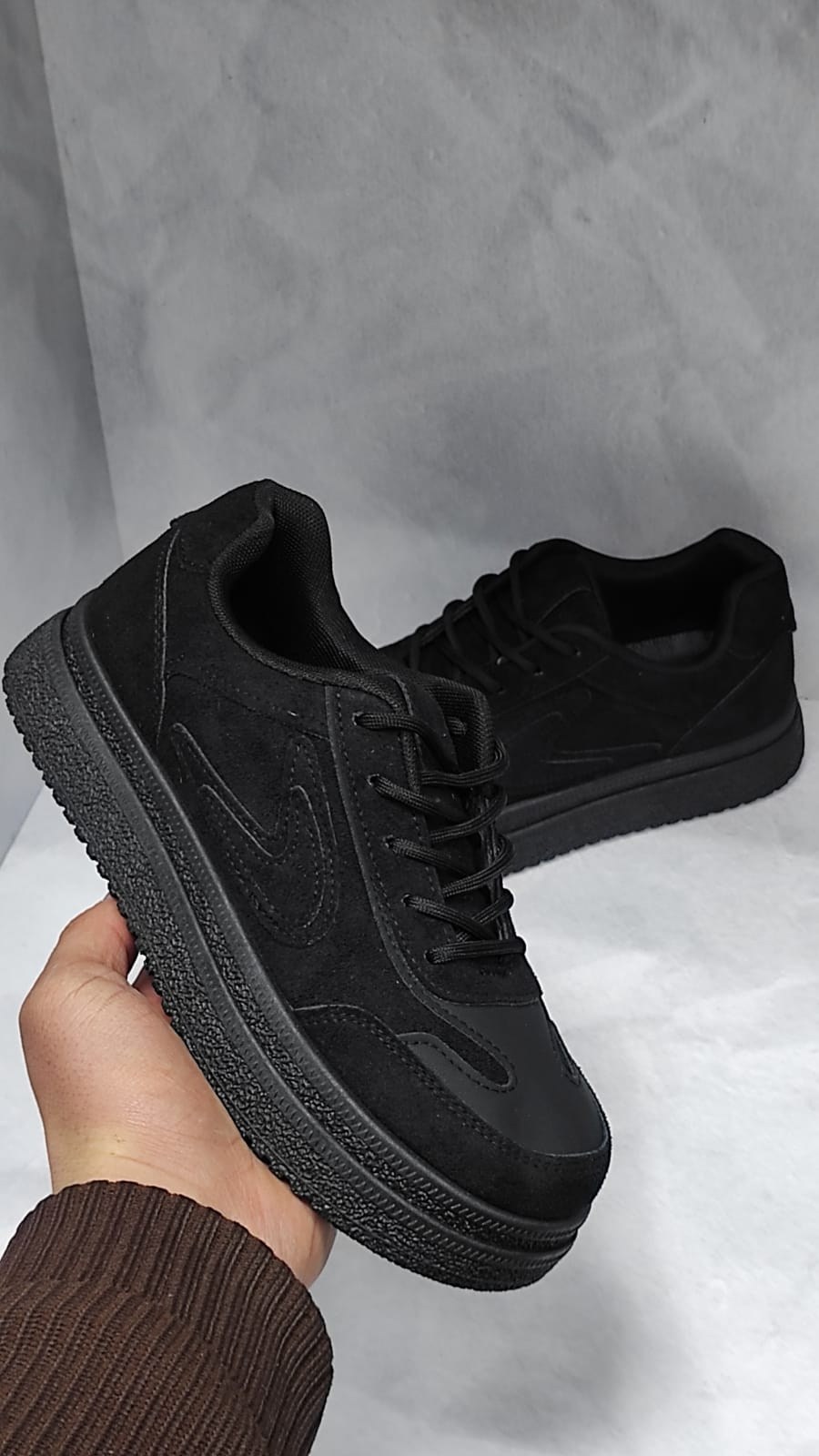 ,черные кроссовки,кроссовки унисекс,мужские кроссовки,кроссовка мужской