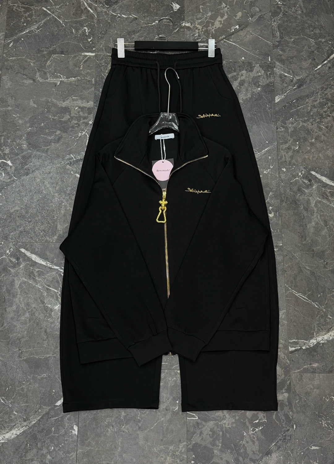 костюм спортивный,костюм спортивный женский,женский костюм,женские костюмы на флисе,костюм трикотажный