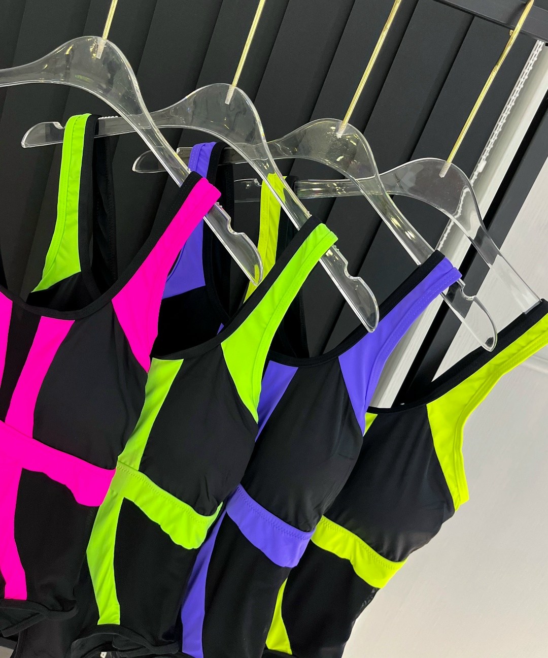 слитный купальник женский,купальник женские,слитный купальник,спортивные купальники,купальник сплошной