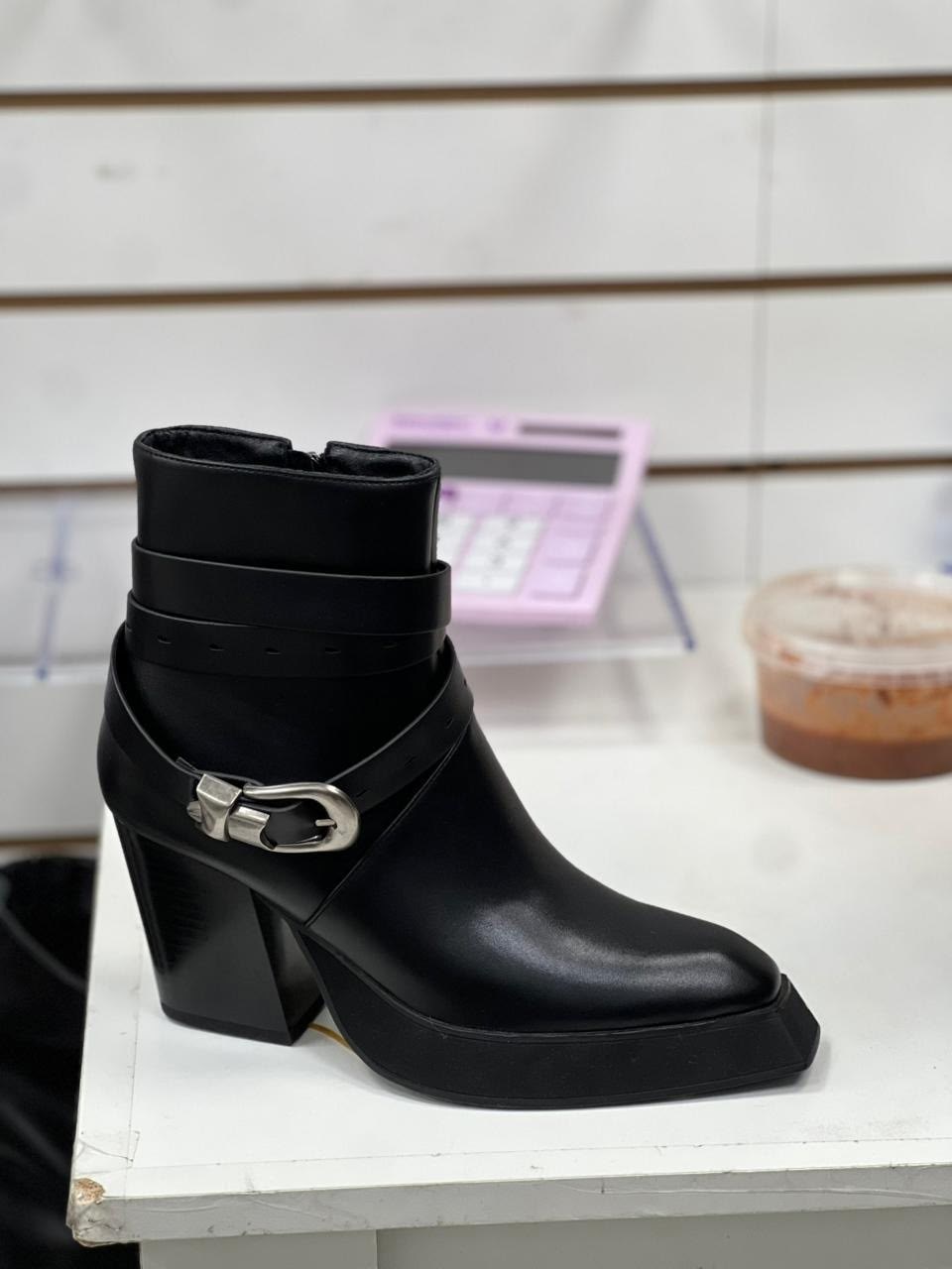 ,ботильоны женские,полусапоги,полусапоги женские vitacci 141509-1 черные 37 ru,ботильоны calipso