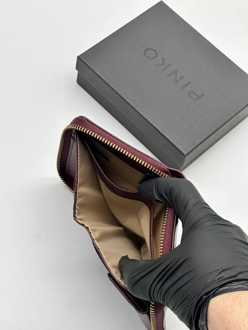 кошелек pinko,кожаный кошелек pinko,женские кошельки,чёрный кошелёк pinko,кошелек пинко женский