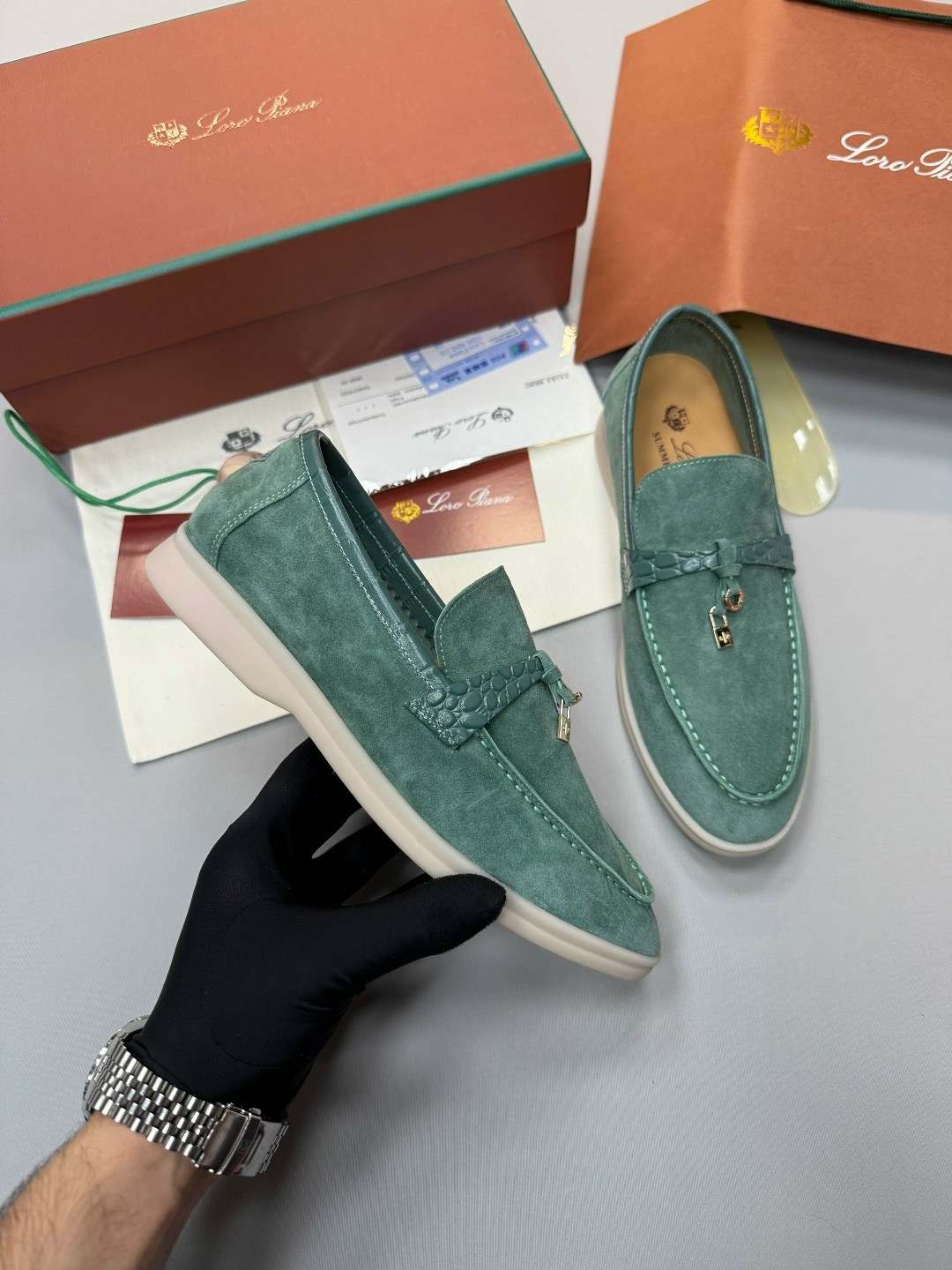 лоферы женские loro piana,,лоферы loro piana,loro piana замшевые лоферы,лоферы замш