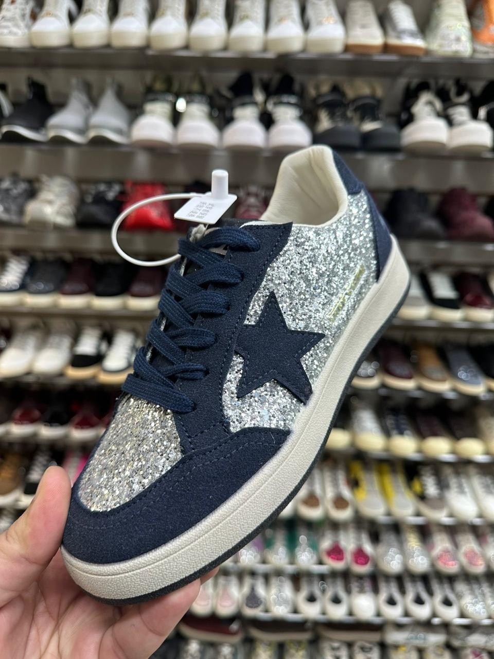 кроссовки golden goose с пайетками на платформе,,кеды golden goose,кроссовки golden goose,женские кроссовки