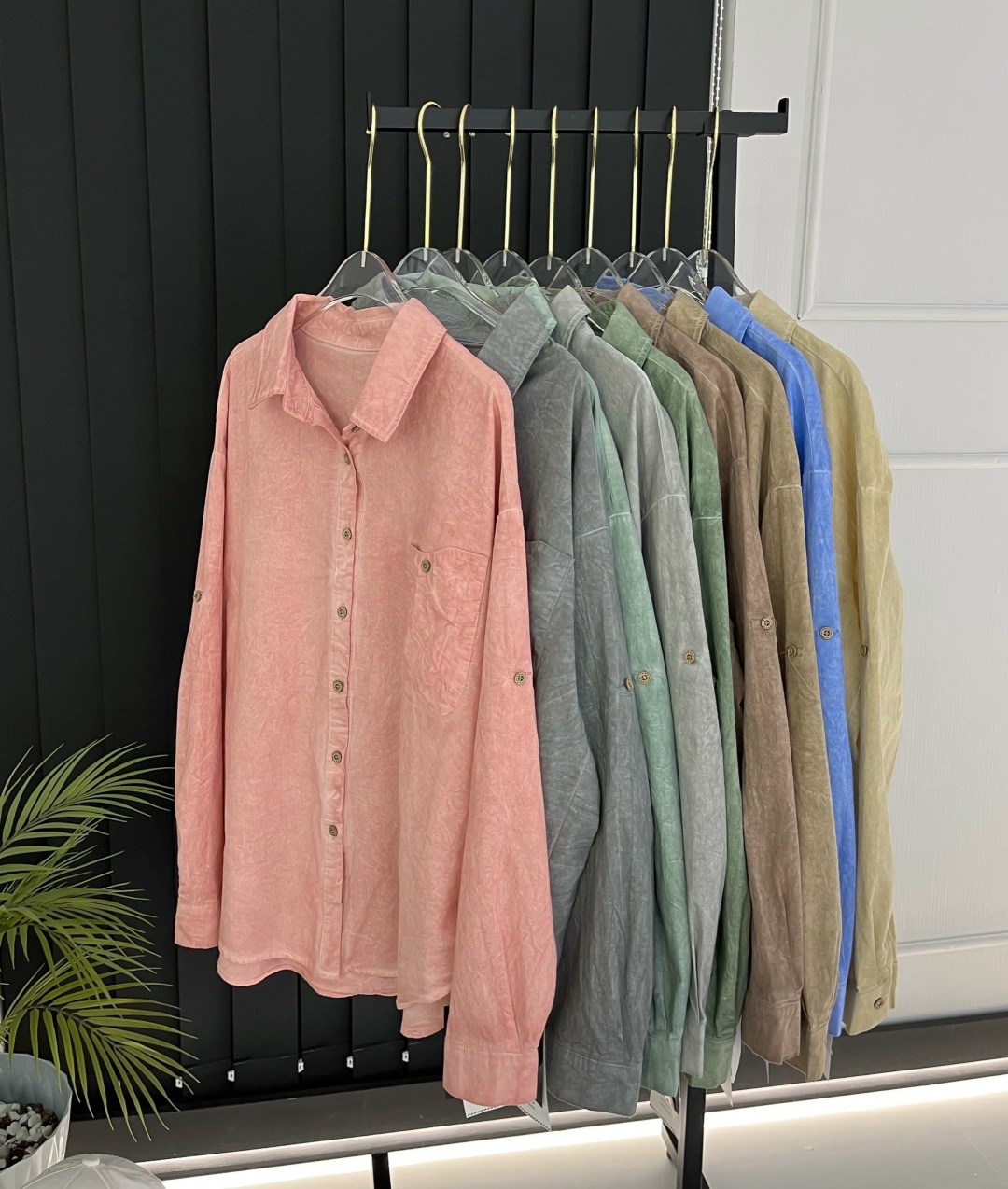 рубашка вельветовая темно-бежевого оттенка,рубашка вельветовая песочного оттенка,рубашка бежевая,рубашка женская,рубашка вельветовая