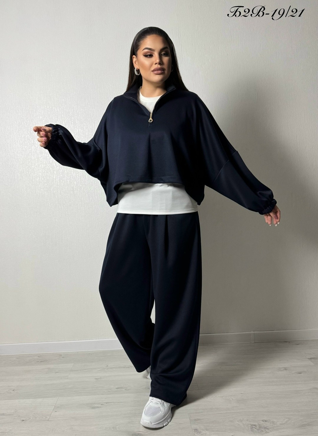 женские костюмы спортивные,женские костюмы,костюм,свитшот и брюки,брюки свободные