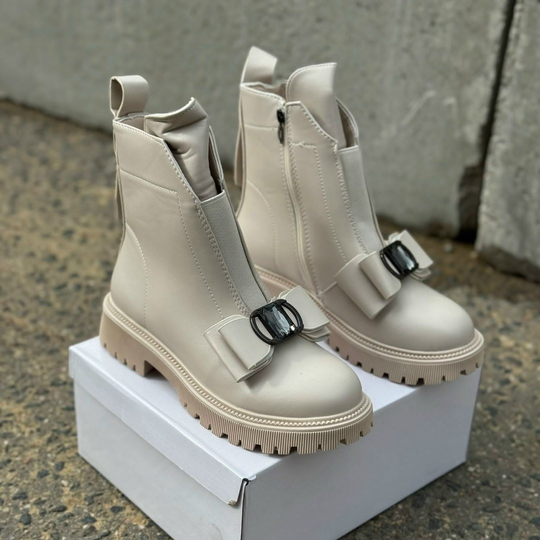 ,женские ботинки,ботинки бежевые,ботинки,ботинки стильные