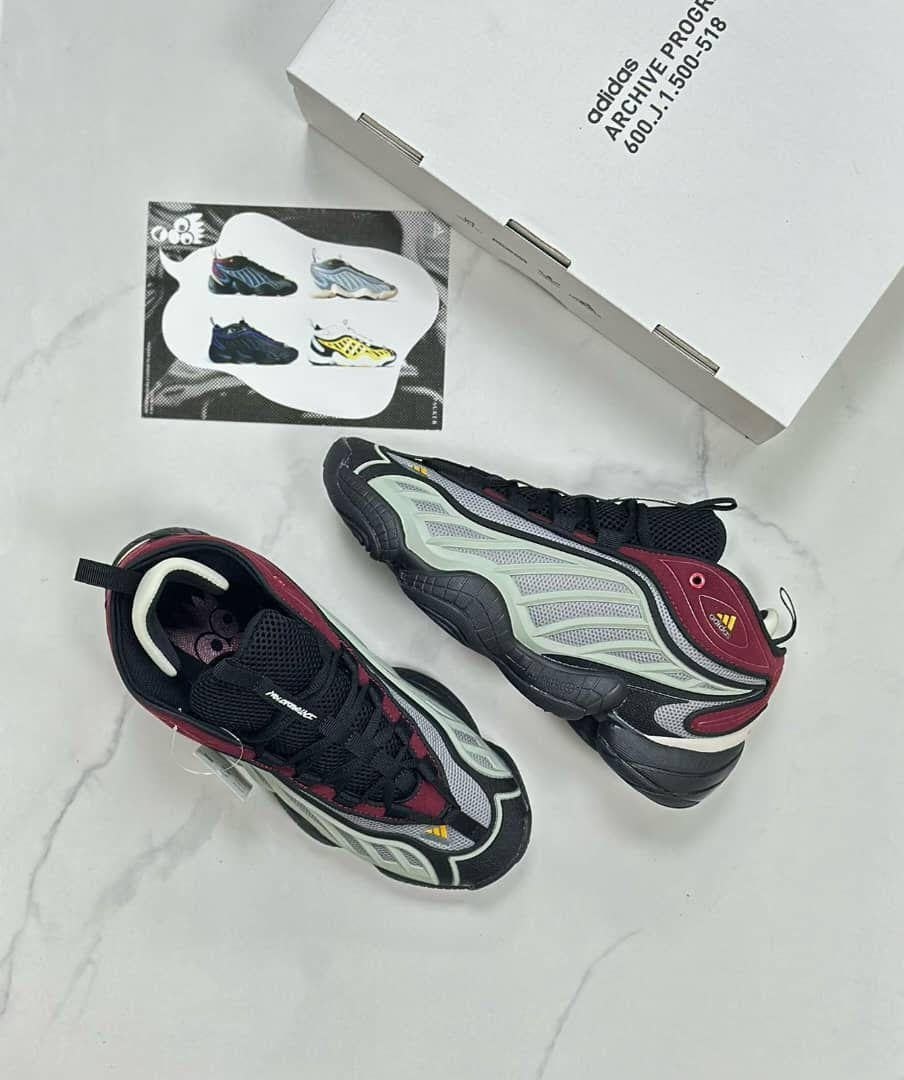 кроссовки adidas,кроссовки adidas yeezy 500,кроссовки мужские adidas,кроссовки,адидас кроссовки