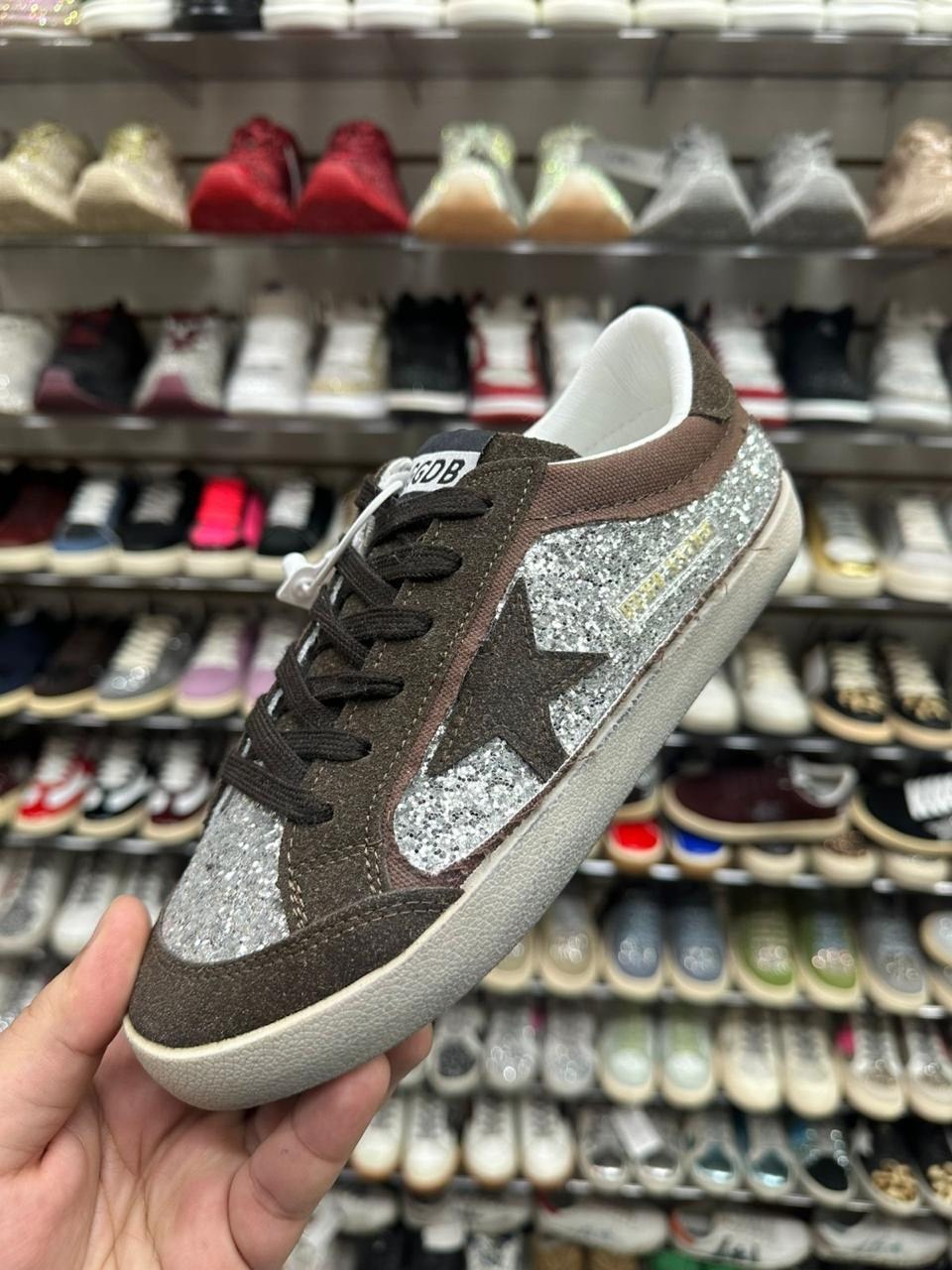 golden goose кеды super-star с блестками серебристый,кеды golden goose женские,,голден гус кеды блестящие,golden goose кеды