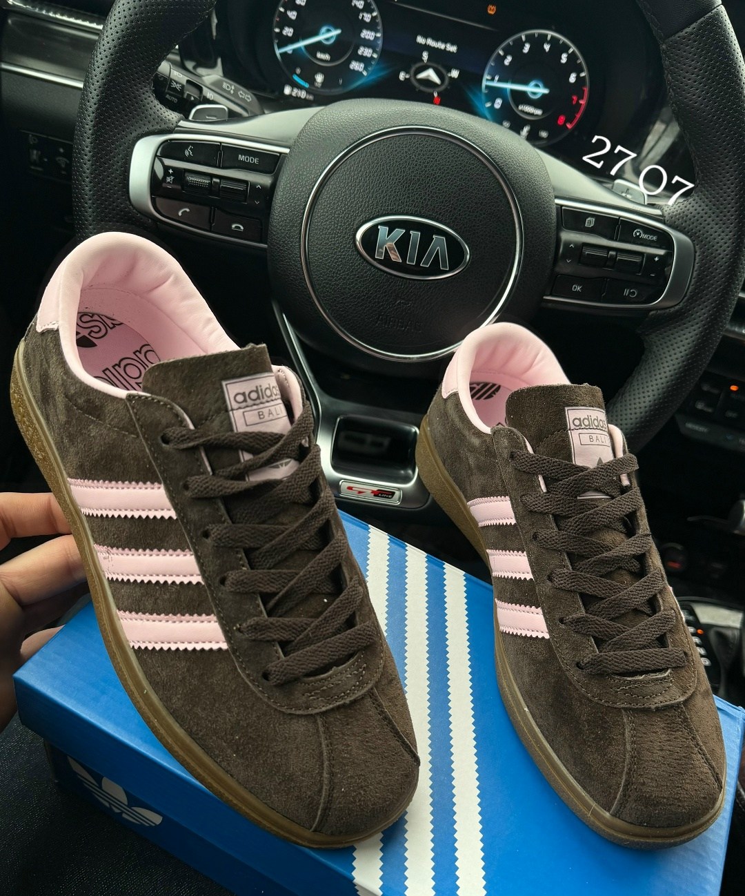 кроссовки adidas,женские кроссовки adidas,адидас кампус коричневые с розовыми,женские кроссовки adidas gazelle,adidas campus 00s dust cargo clear pink