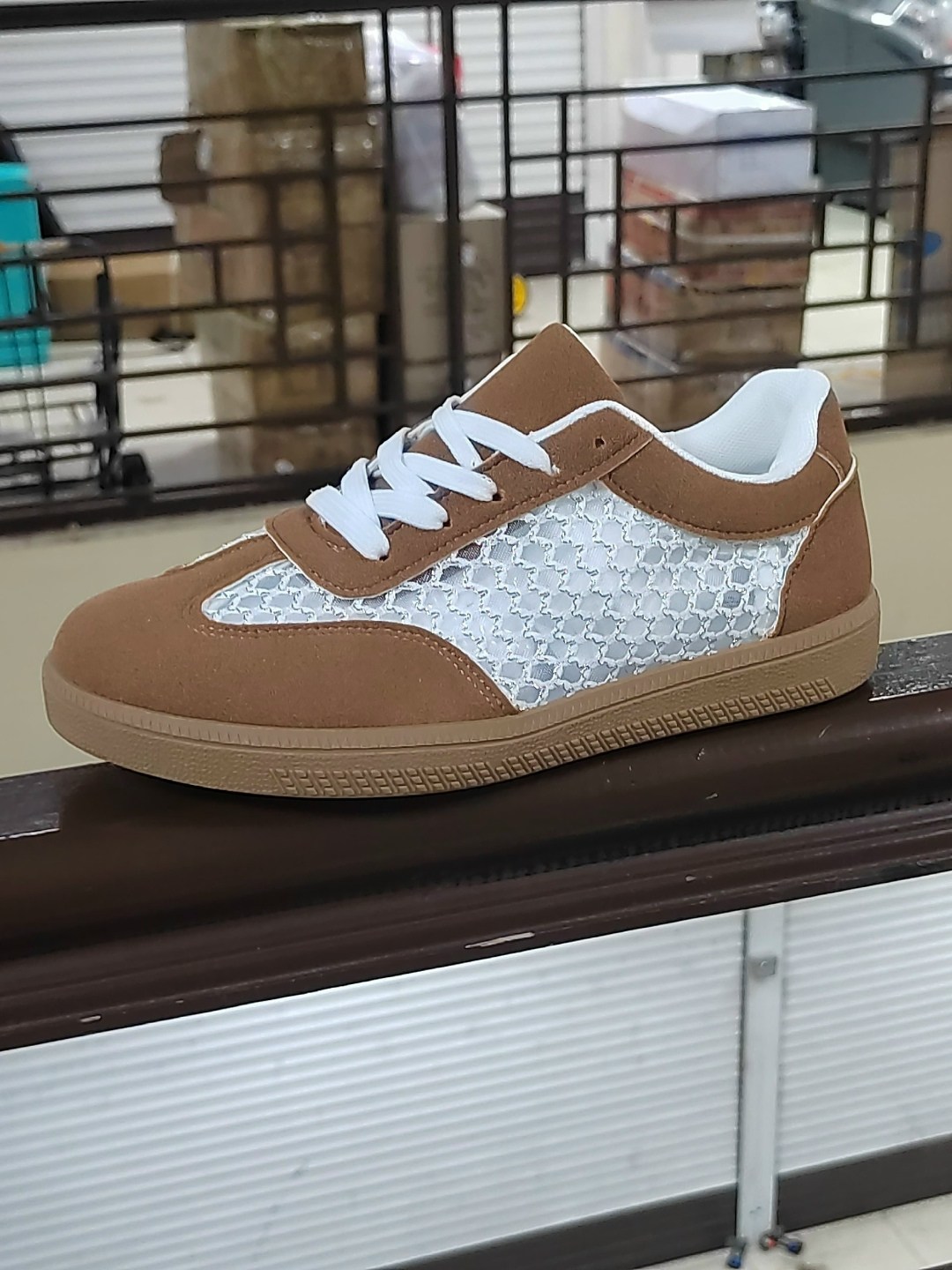 ,кроссовки женскиe,кроссовки бордовые,спортивная ,повседневные кроссовки