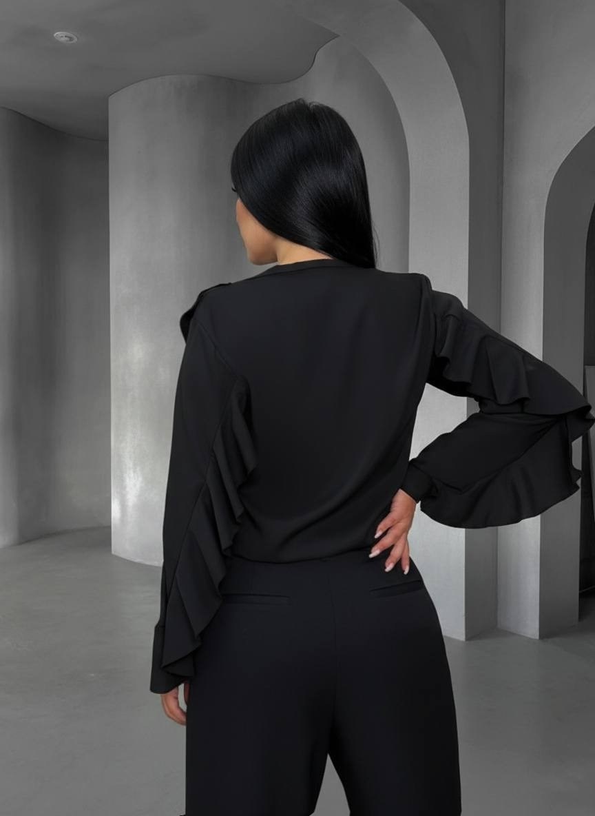 женская блузка,блузка с воланом,блузка,блуза,женская блузка с оборками