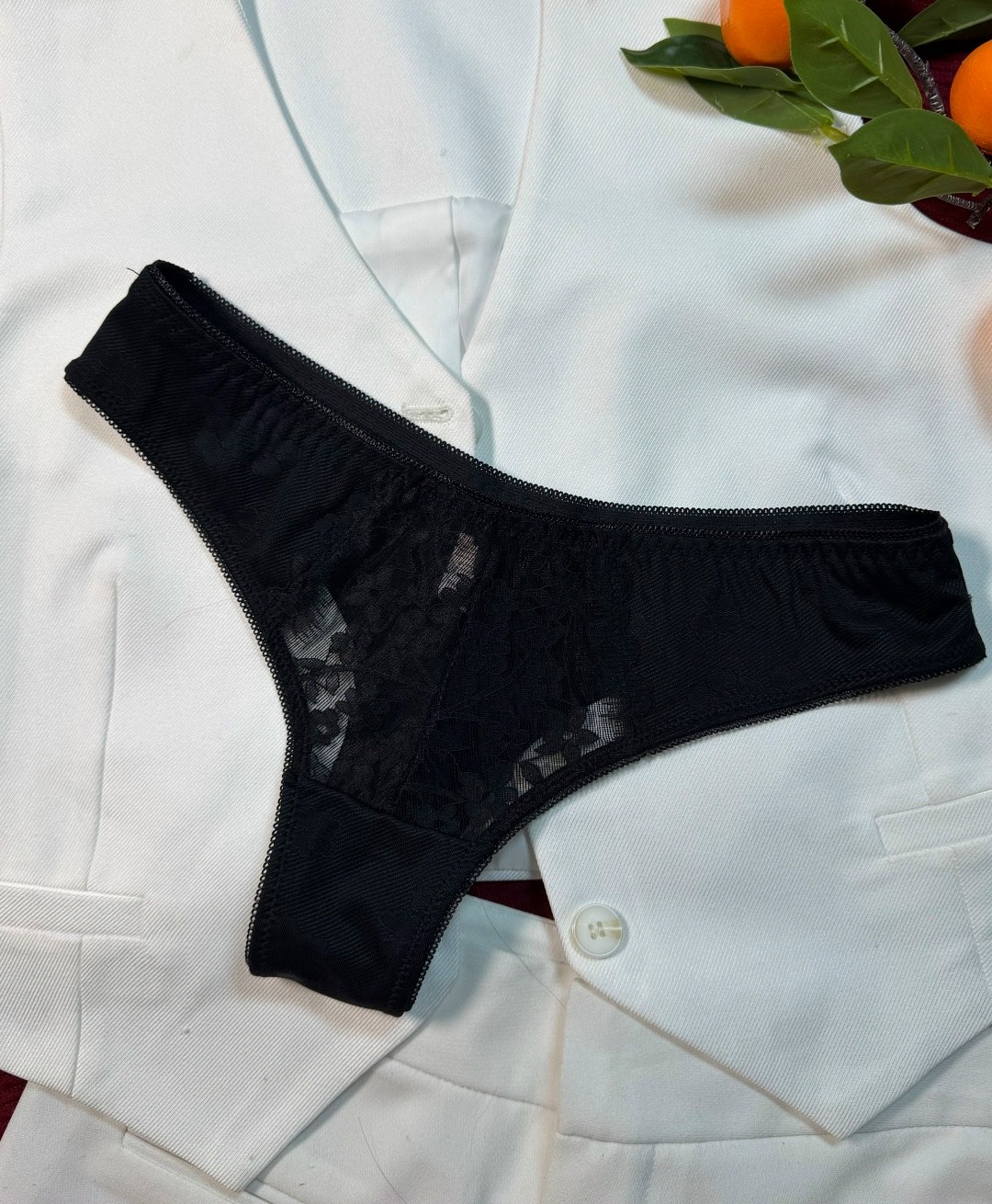 стринги женские кружевные,женские стринги,кружевные стринги,кружевные трусики стринги,стринги нижнее белье