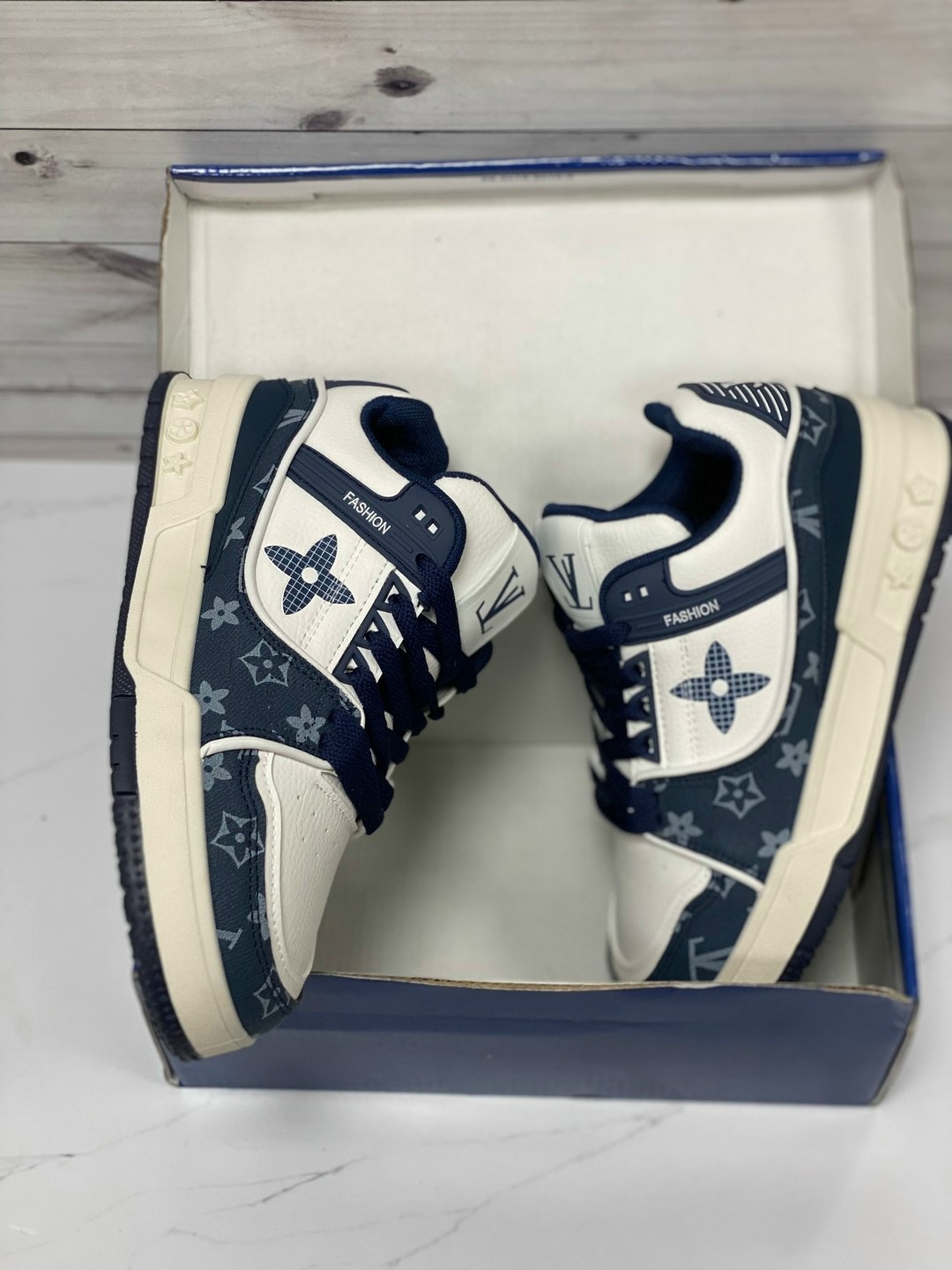 кроссовки louis vuitton,луи виттон кроссовки мужские оригинал,кроссовки louis vuitton кроссовки louis vuitton,louis vuitton кроссовки мужские,кроссовки louis vuitton trainer: джинс. синий/белый