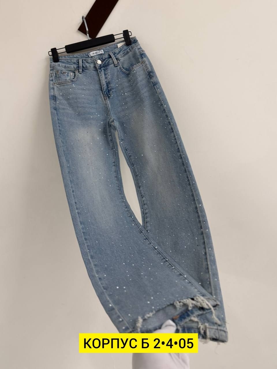 джинсы женские,модные джинсы,джинсы со стразами,стильные джинсы,джинсы