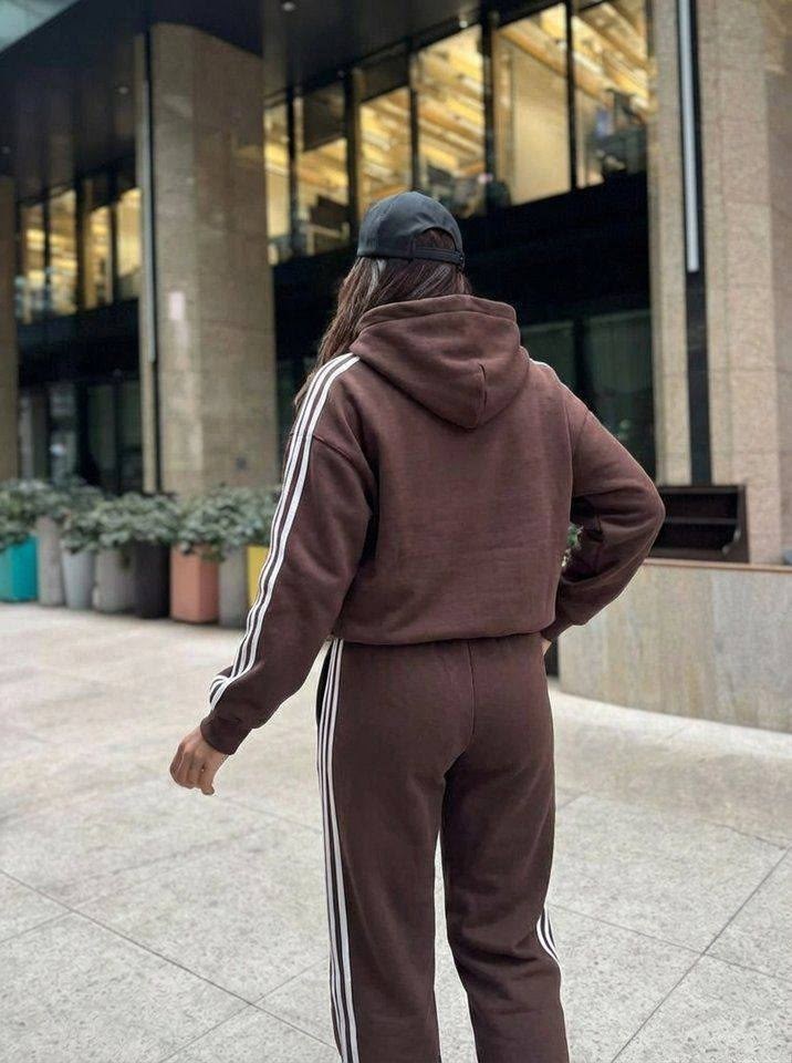 костюм спортивный женский adidas,спортивный костюм женский адидас,адидас костюм женский,трикотажные костюмы,спортивный костюм женский