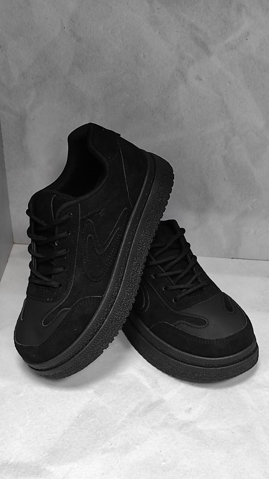 ,черные кроссовки,кроссовки унисекс,мужские кроссовки,кроссовка мужской