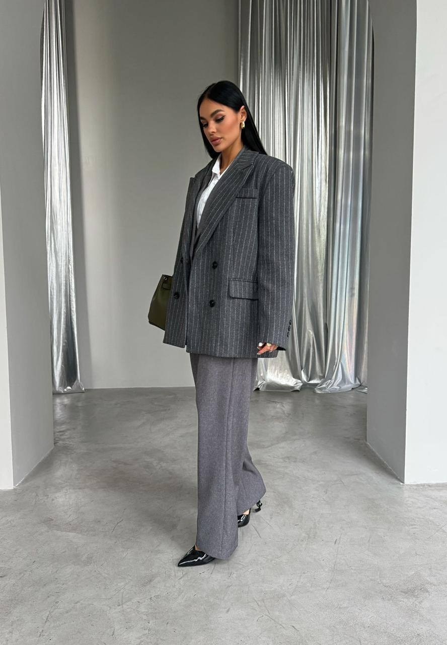 пальто пиджак оверсайз в полоску much love,пальто пиджак оверсайз в полоску much love цвет графит черный,жакет,костюм брючный,пиджак