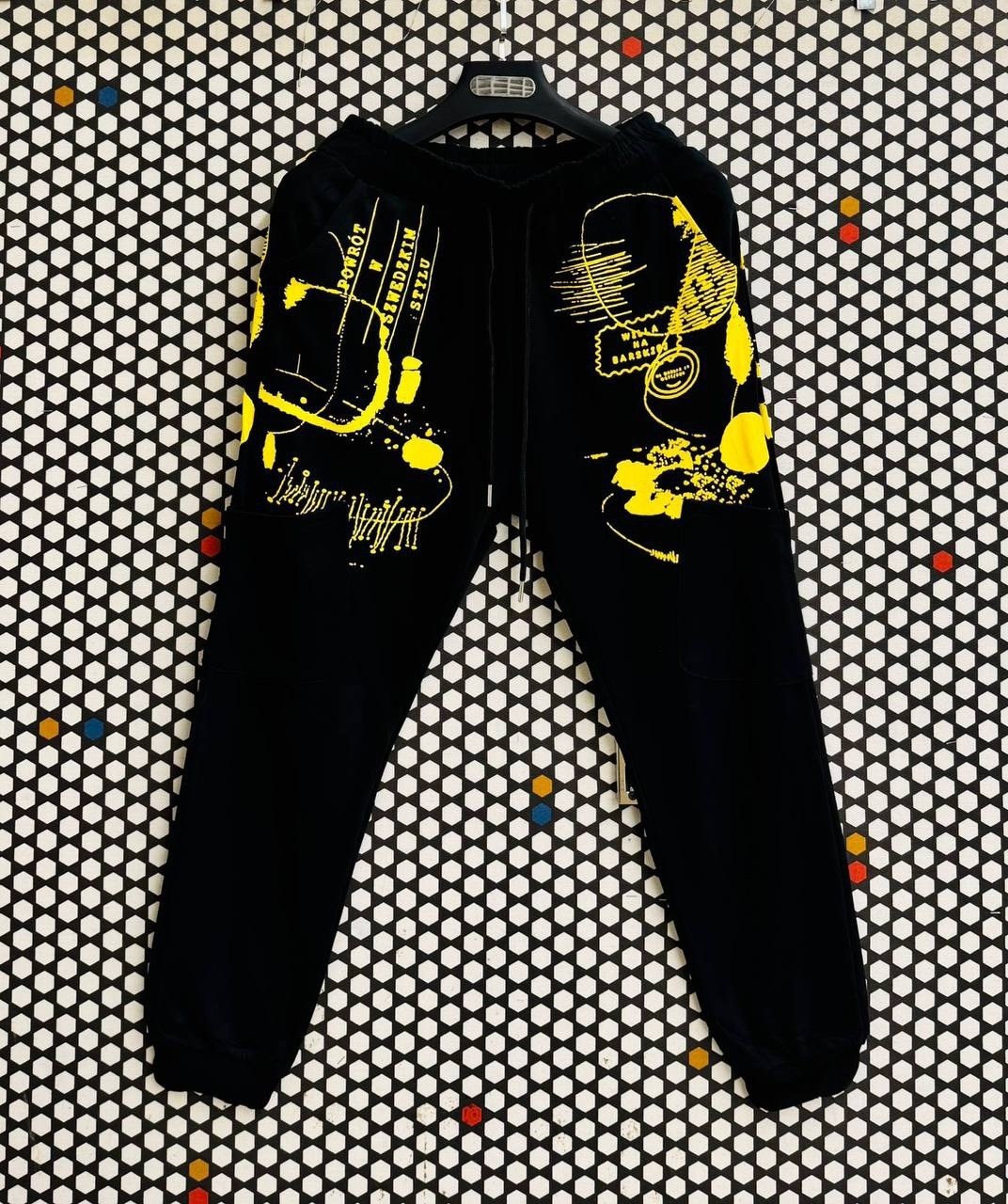 брюки спортивные,штаны спортивные,джоггеры брюки,брюки жёлтые,жёлтые штаны