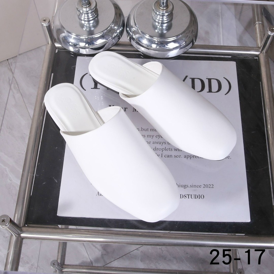 ,шлепанцы женские,мюли женские,тапочки модные,шлепанцы на плоской подошве